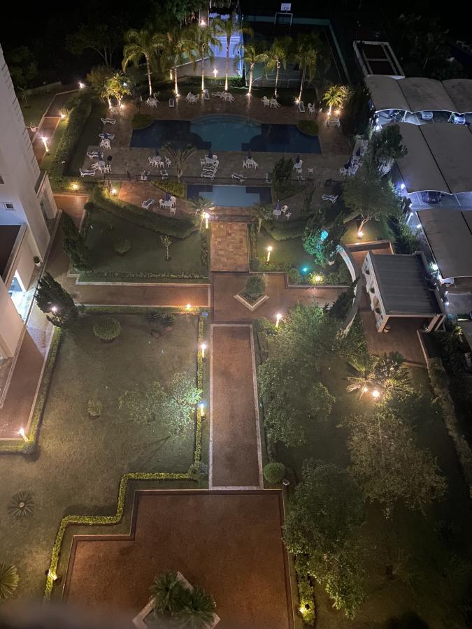 Apartamento, 3 quartos, 139 m² - Foto 1