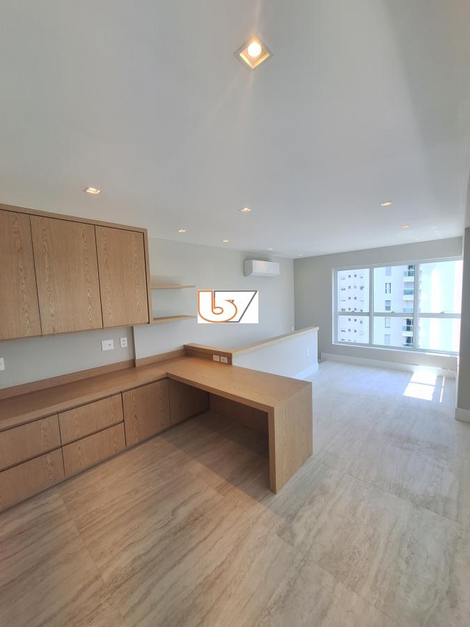 Apartamento, 3 quartos, 338 m² - Foto 4