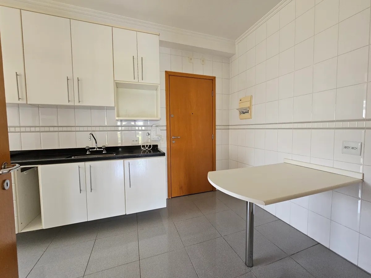 Apartamento, 3 quartos, 140 m² - Foto 12