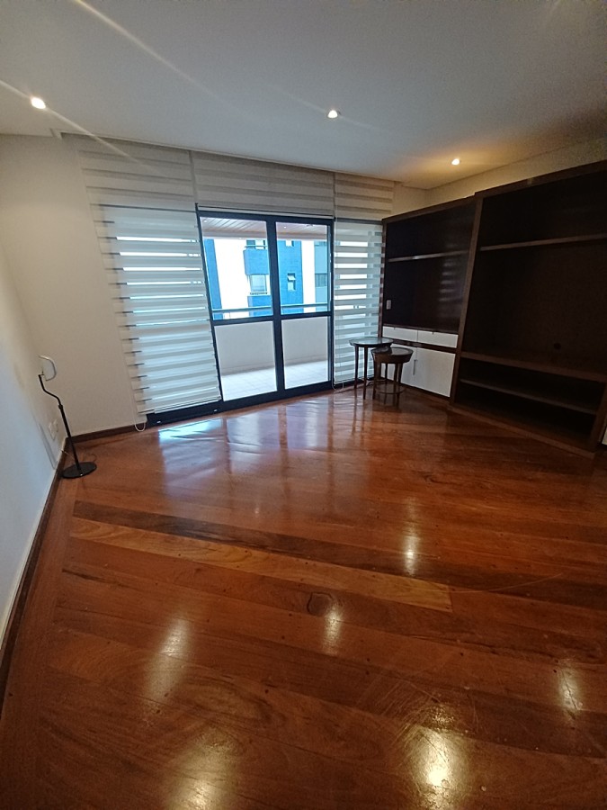 Apartamento, 3 quartos, 154 m² - Foto 2