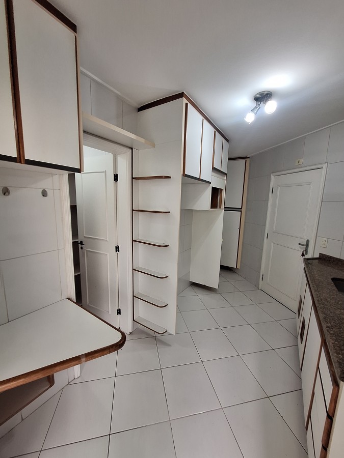Apartamento, 3 quartos, 127 m² - Foto 2