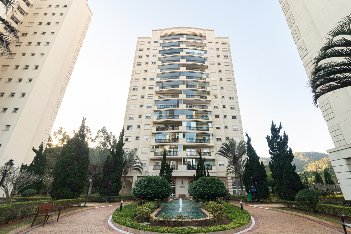 Apartamento, 3 quartos, 139 m² - Foto 1
