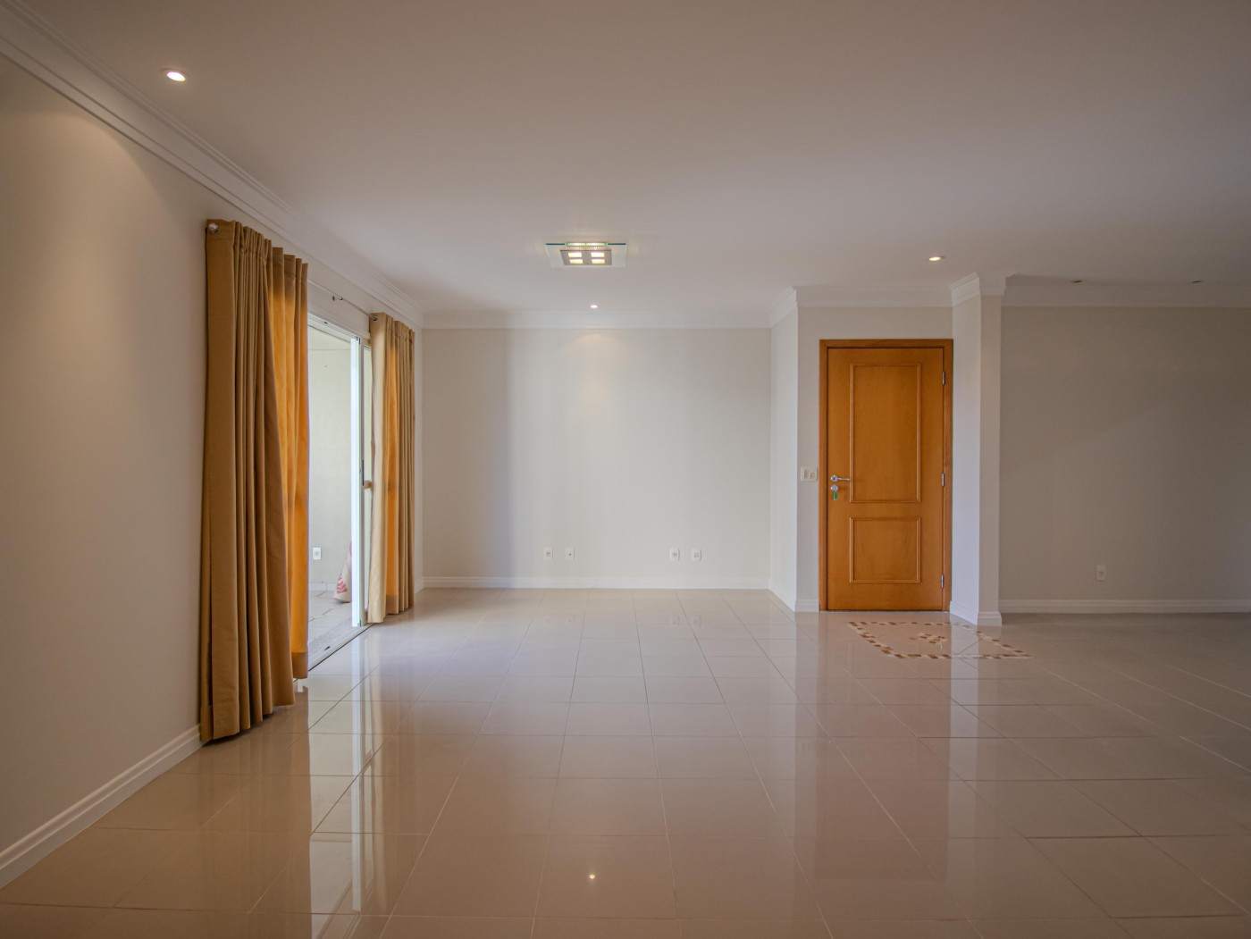 Apartamento, 3 quartos, 139 m² - Foto 2